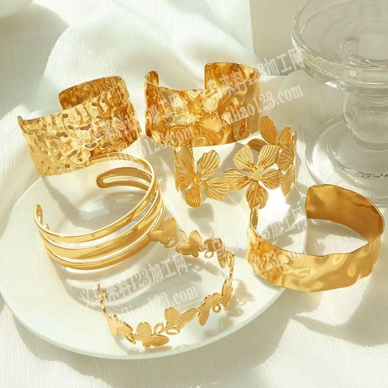 大量不锈钢手镯订单，如图类似的，量大，寻