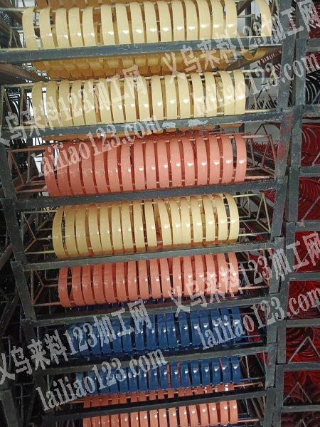 本厂喷漆加工范围有（合金烤漆 铁艺 摆件 塑料发夹等头头箍）