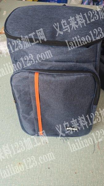 本厂位于河北衡水，主做双肩包，单肩包斜挎