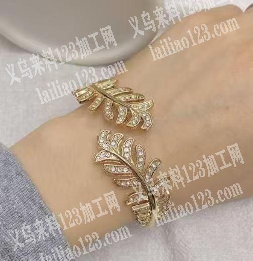 找钢模，合金手镯压铸订单，如图饰品合金压