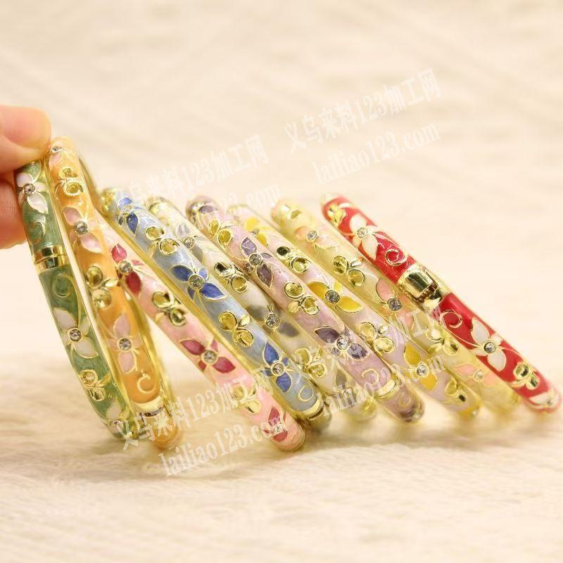 包布发夹成品订单，寻找成品工厂，请联系详