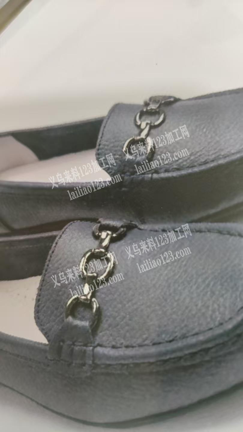 寻找如图鞋链，有的联系微信