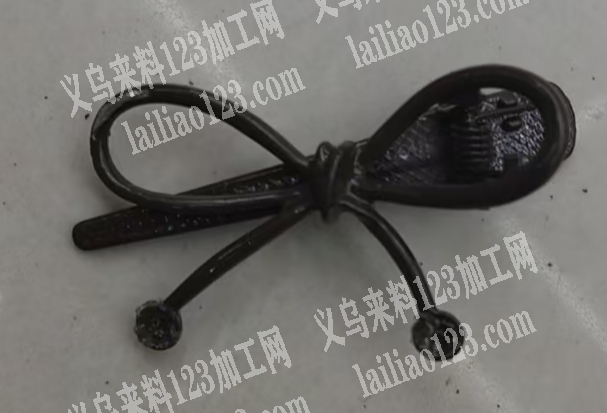 寻找压铸工厂，如图，有订单，请联系详谈。