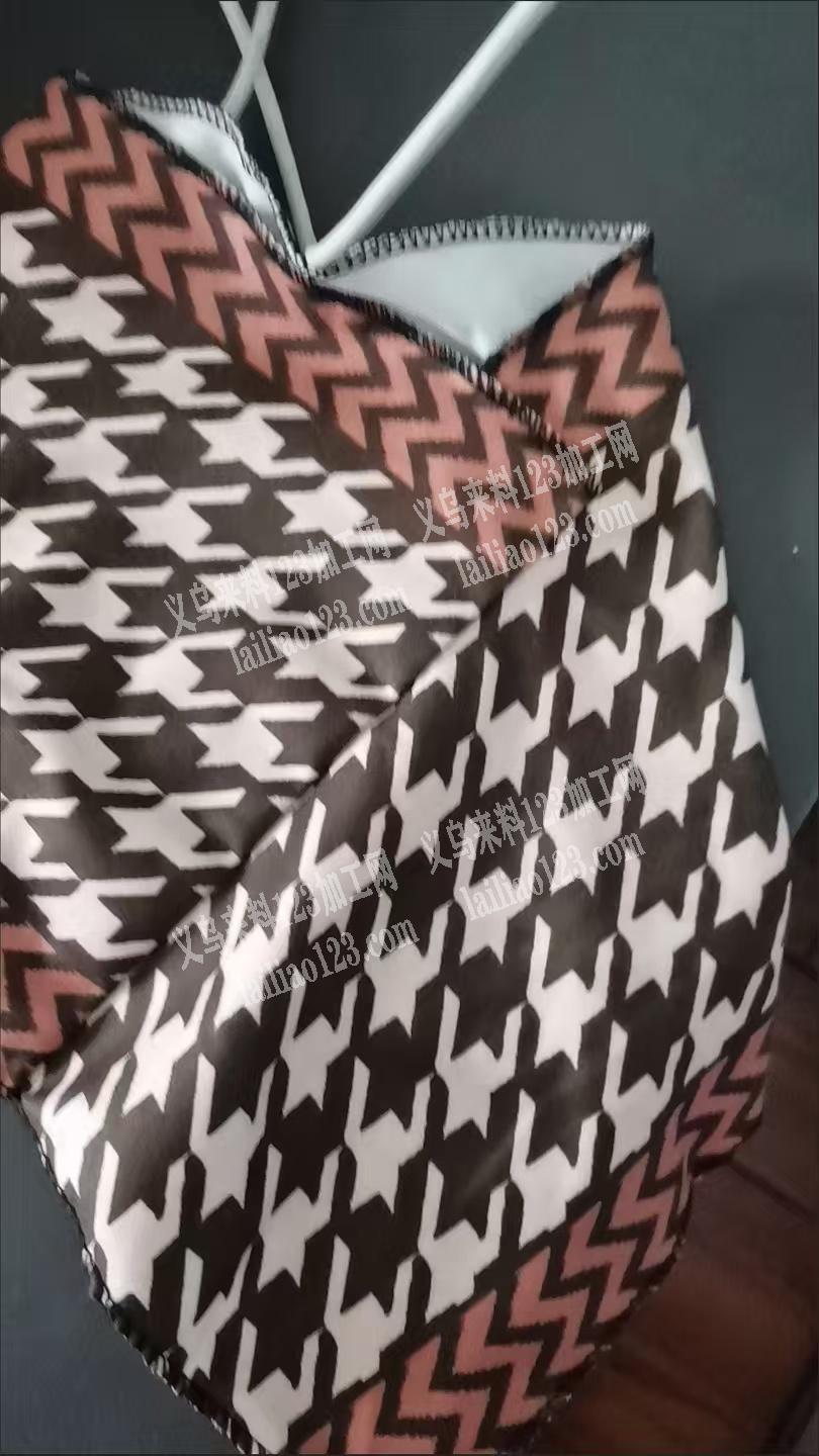 如图，围巾订单，采购现货，有货的联系这个