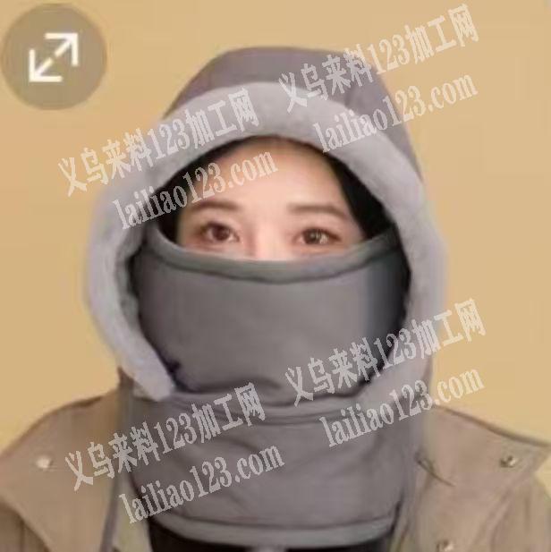 每天需要10000顶帽子。如图。寻雷锋帽