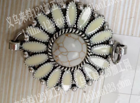 采购如图松石，寻找厂家，请联系详谈。