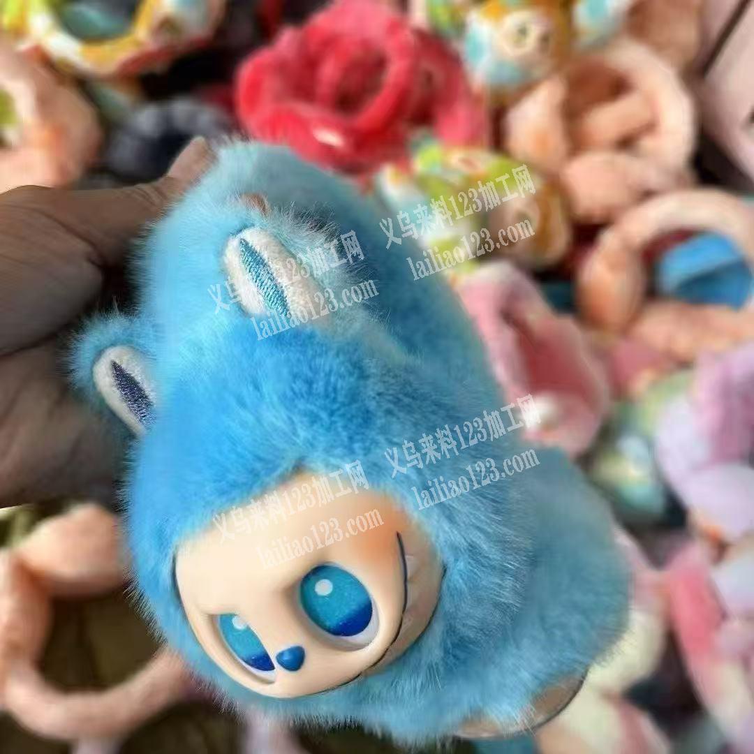 老板委托寻找：50000毛绒拉布布耳罩订