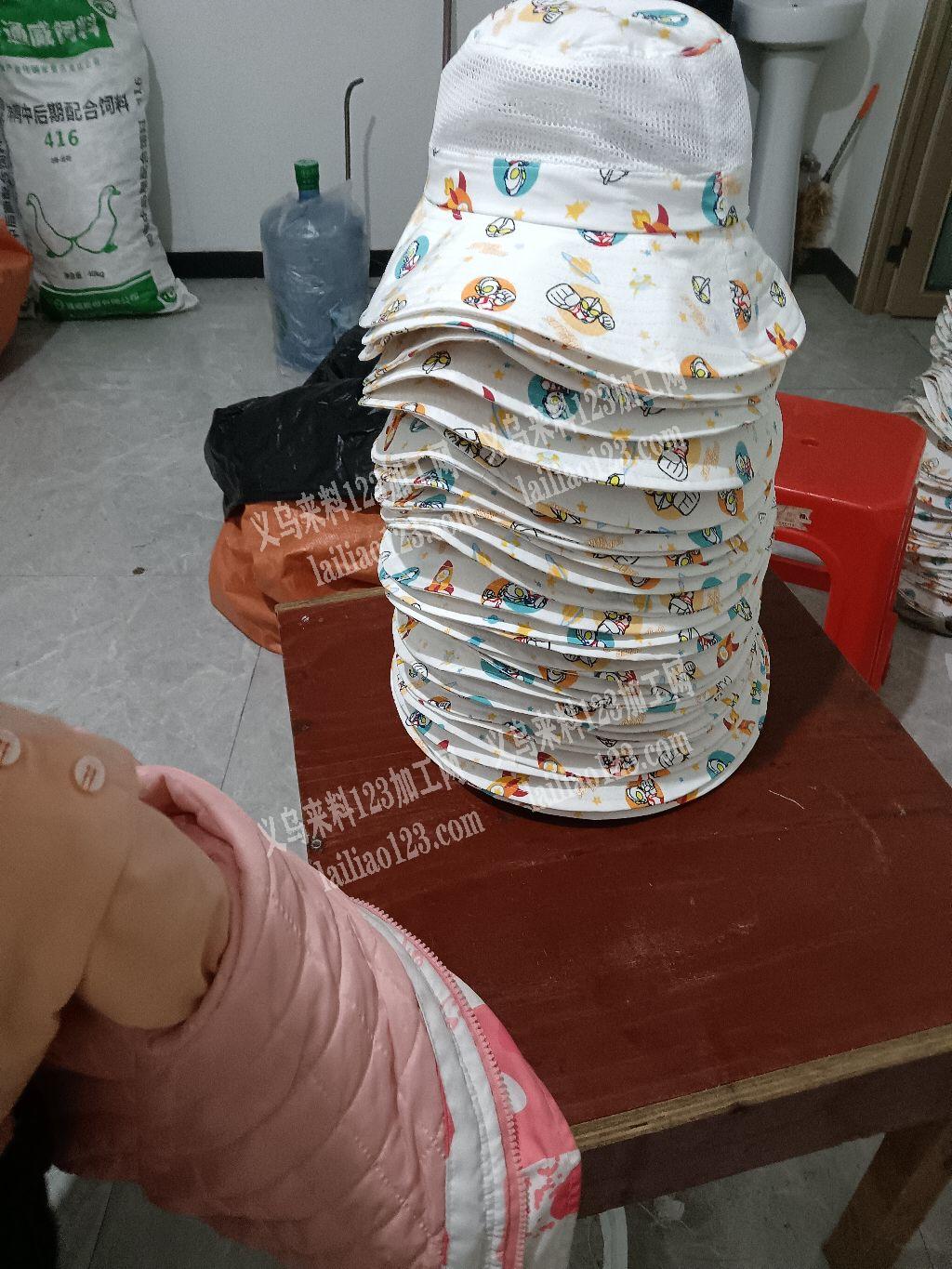 承接加工各类春夏秋冬款帽子：（渔夫帽，盆帽，雷锋帽，宠物帽，