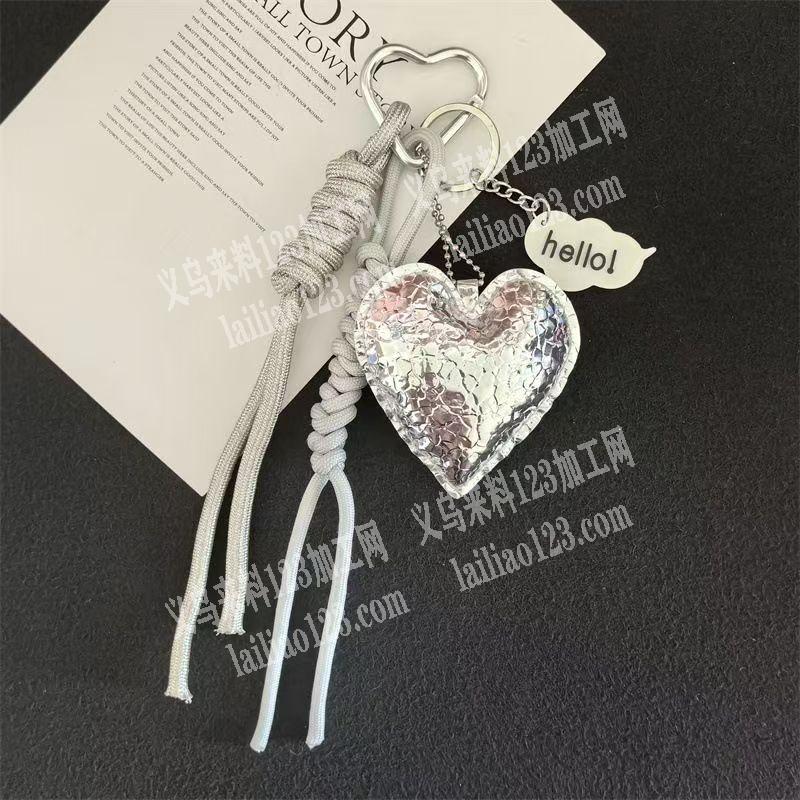 包包挂件订单，如图，寻找手工挂件的成品工