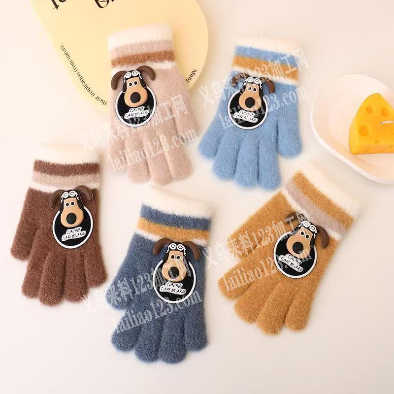 毛绒手套成品订单，如图，寻找成品工厂，请