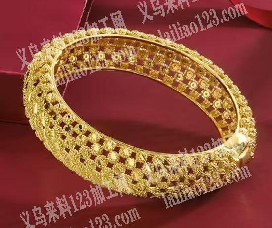 花丝镂空卡扣手镯成品订单，。如图。寻找专