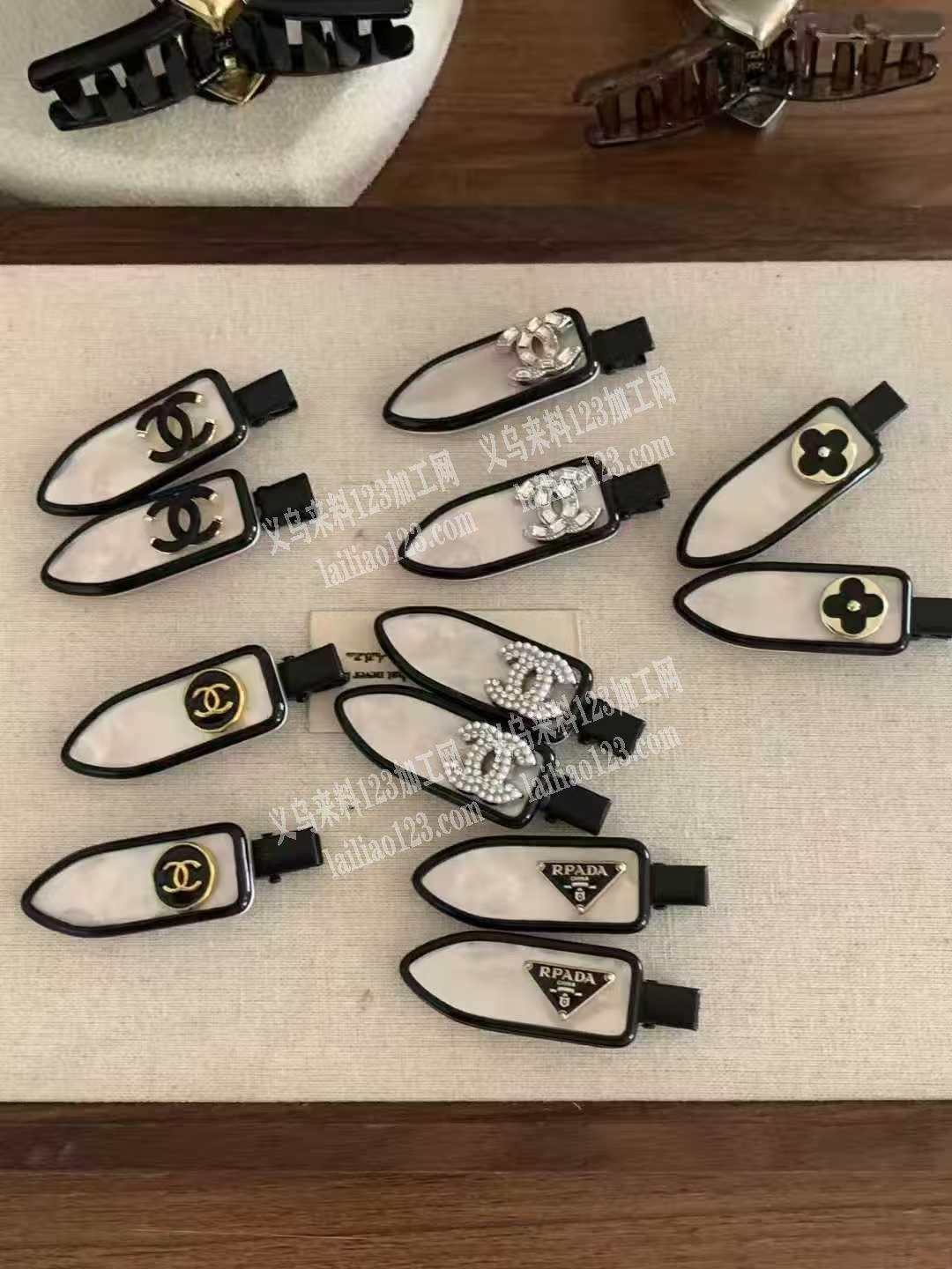 无痕发夹成品订单，如图，材质醋酸的发夹订