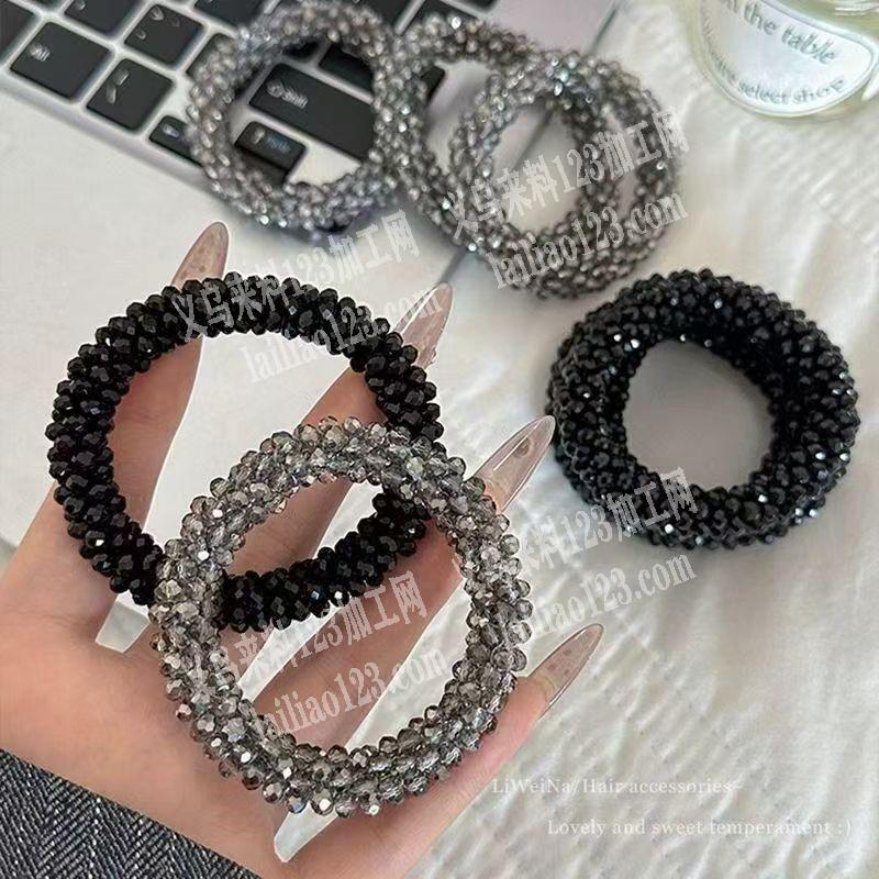 如图，钩针串珠编织的手工活，寻找会做的加