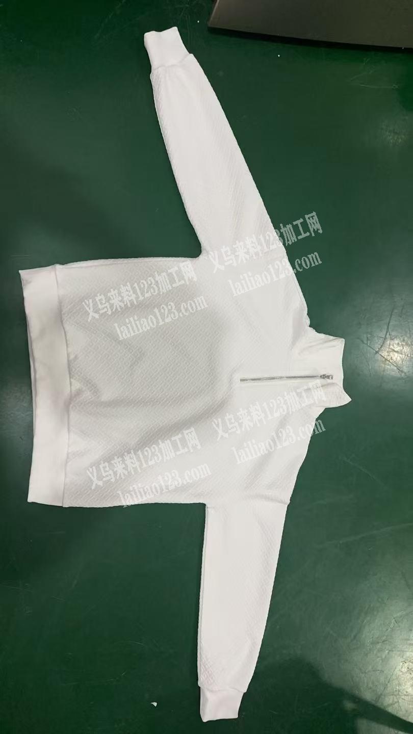 如图服装订单外发加工，寻找专业做这个服装