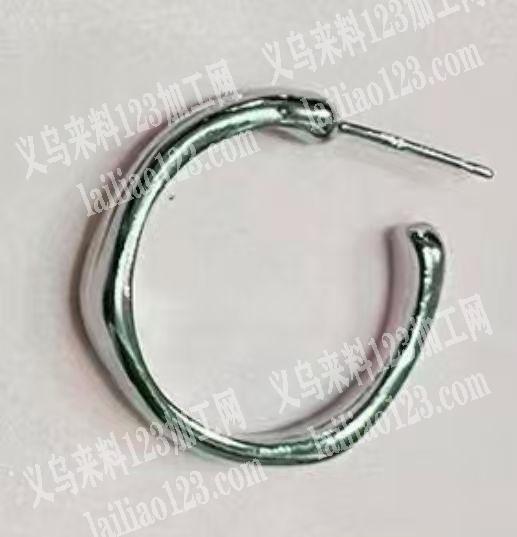 大量。金属耳环订单，寻找工厂，请联系详谈