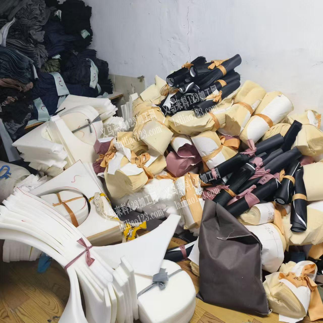 寻找河南的宠物用品加工厂，如图，宠物窝外