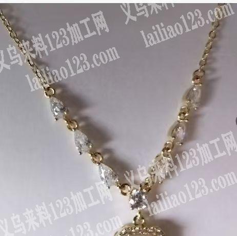 在项链工厂，请联系详谈。，有订单，微信