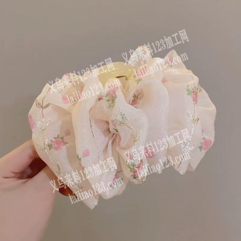 电商公司采购如图花朵抓夹成品，。有订单，