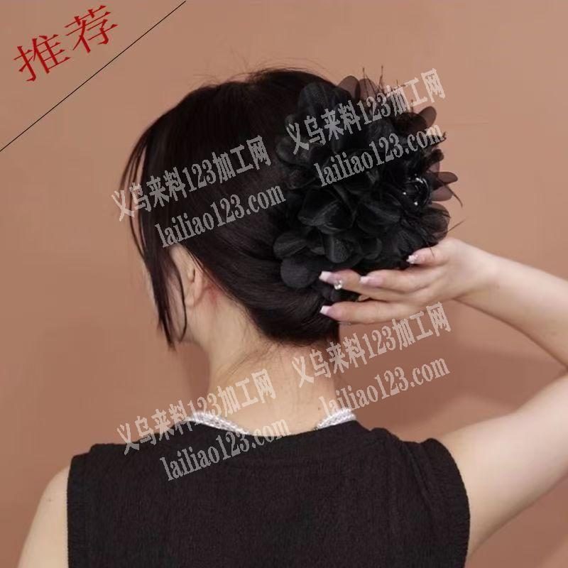 电商公司采购如图网纱布料的泡泡云朵抓夹成