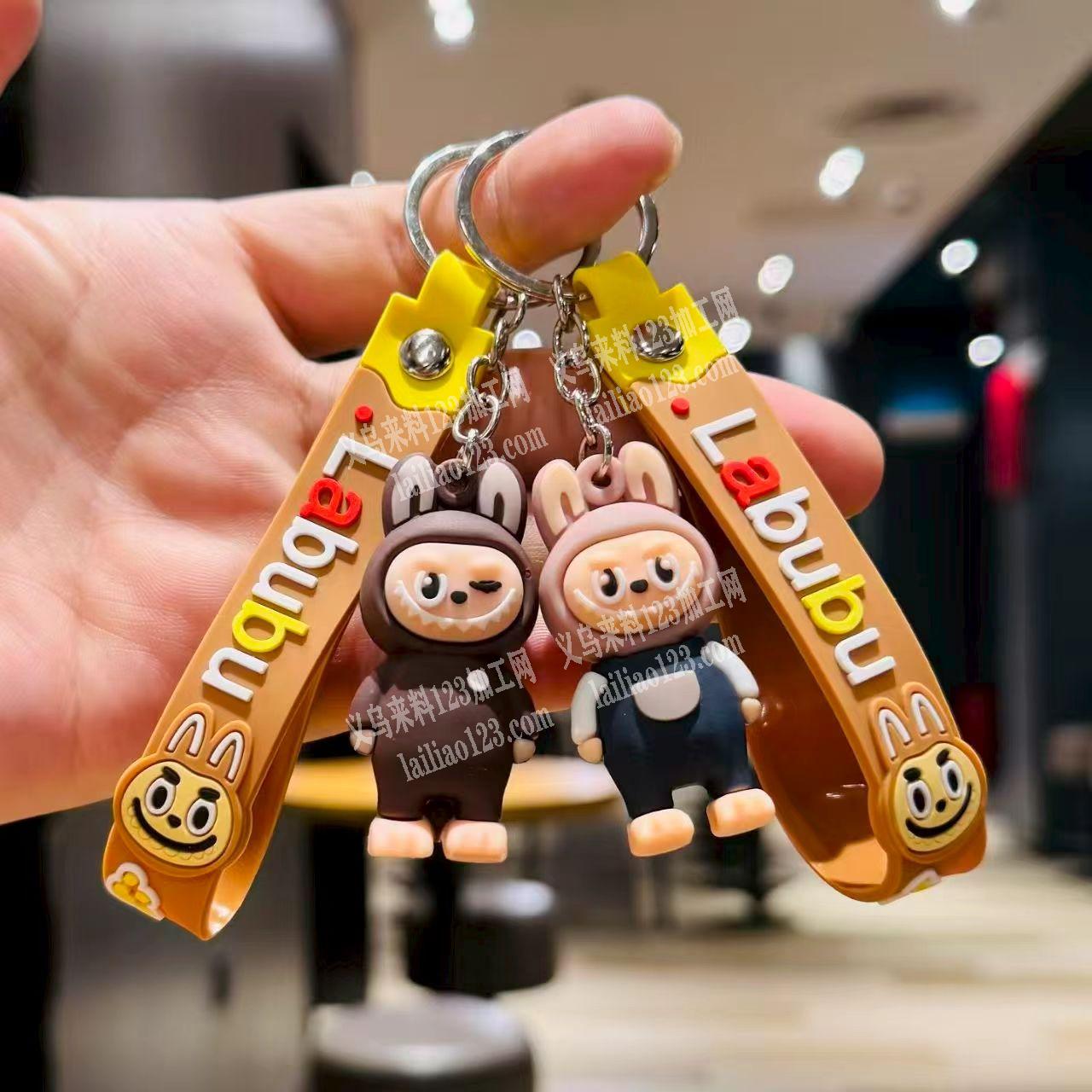 公司有如图钥匙扣订单，寻找厂家。软胶钥匙