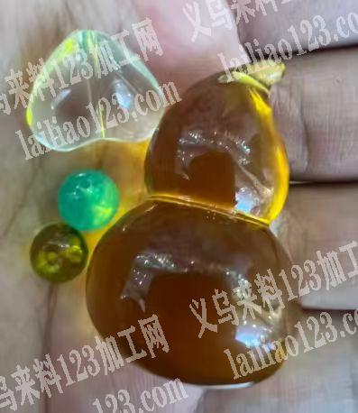 如图，玻璃琉璃配饰订单，如图，寻找厂家，