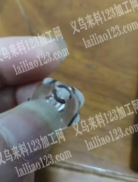 珠子上面彩绘外发加工，长期合作。。找彩绘