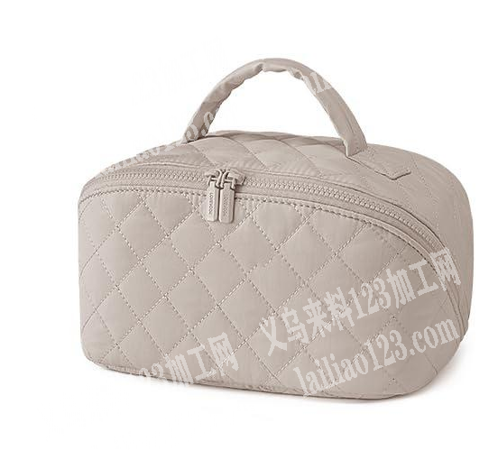 公司长期有化妆包收纳包订单，寻找专业做这