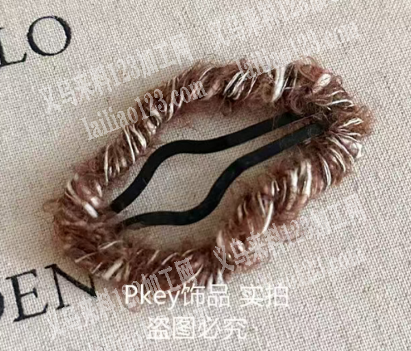 发夹绕毛线的手工活外发，如图，寻找会做的