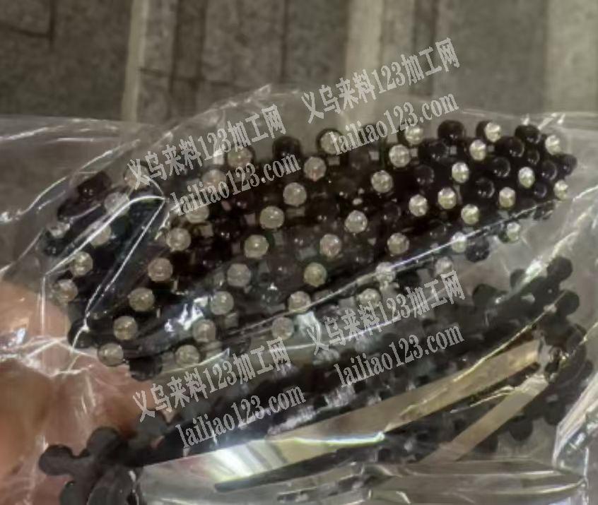 塑料烫钻订单。，如图。塑料烫钻压模的加工