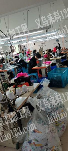 承接针织服装类，拷边机，平车，双针，包边，拉皮，密边，翻带。