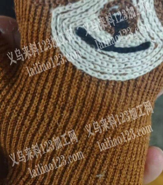 公司有如图绣花外发加工，长期合作，详谈