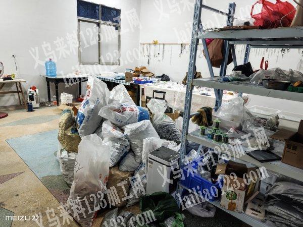 专业做项链，耳钉，各种编织，烧焊，工厂在荷叶塘，人员稳定，也