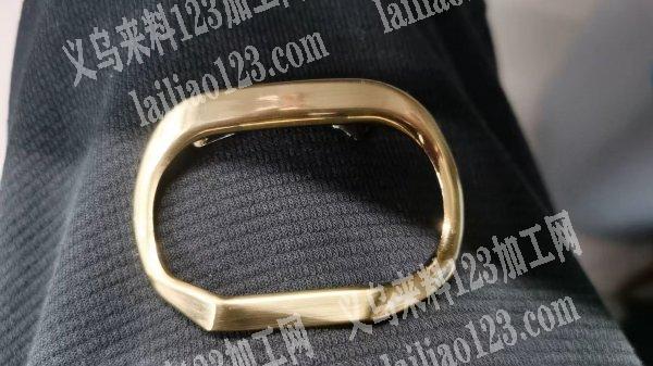 采购如图鞋扣。寻找专业生产鞋扣的工厂，请