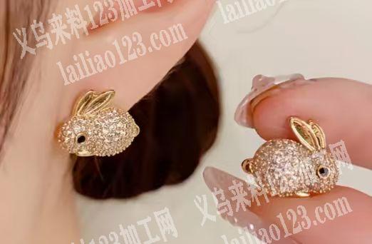 找耳环厂家，如图，寻找耳环成品工厂，请联