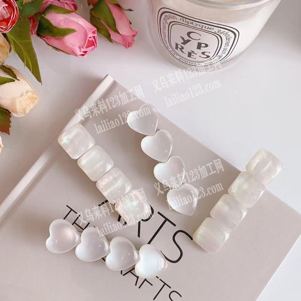 ·发夹上面粘配件的手工活外发，如图，寻找