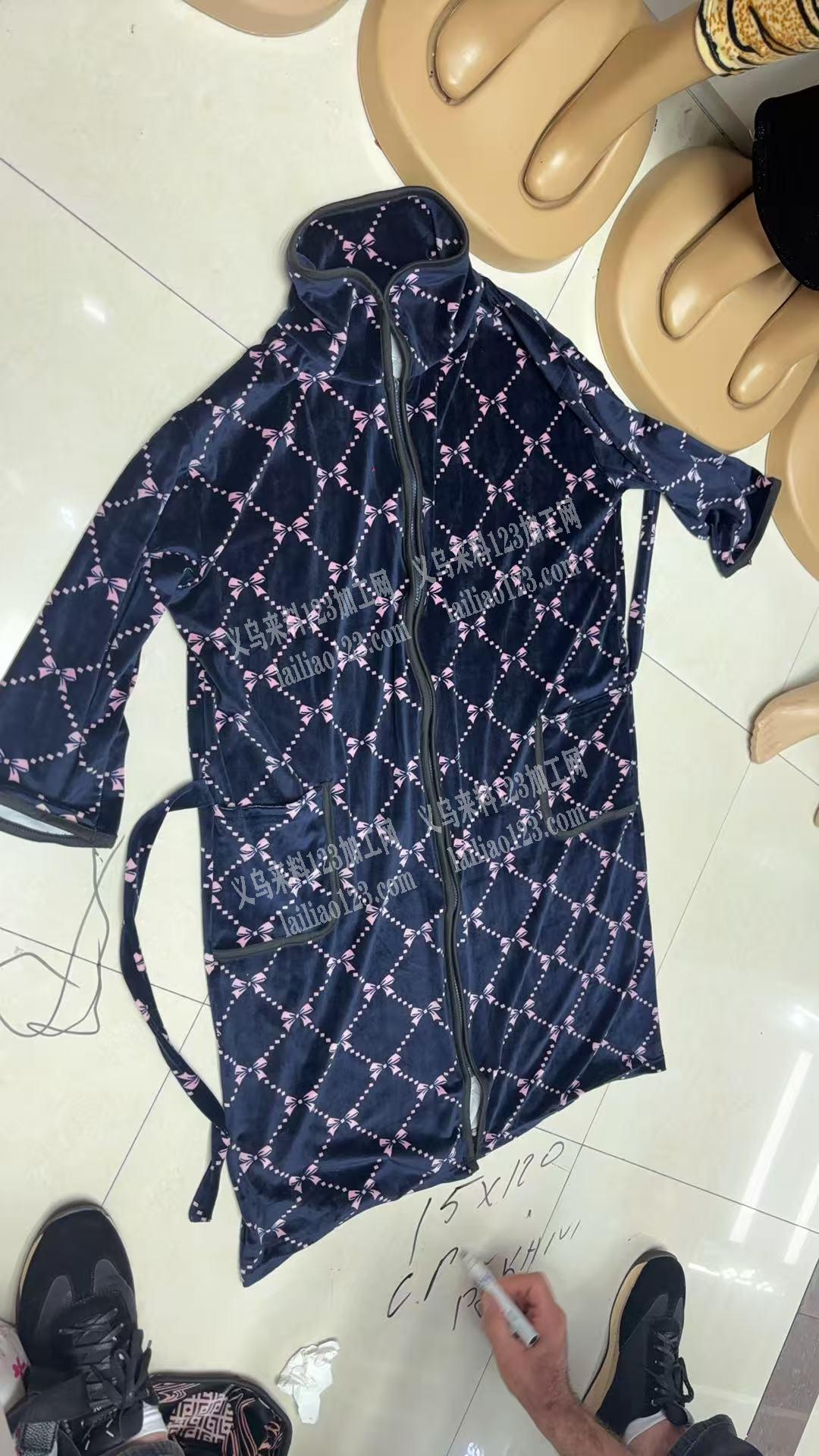 外贸睡袍服装外发加工，如图，如果做得好的