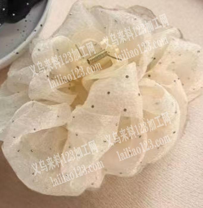 附图片，布艺云朵抓夹成品订单，寻找成品，