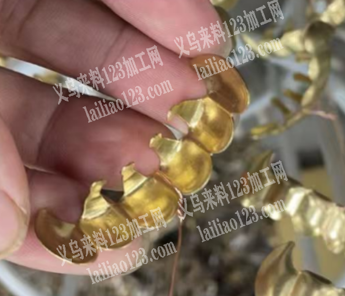 合金牙套压铸订单。寻找压铸的工厂，有意者