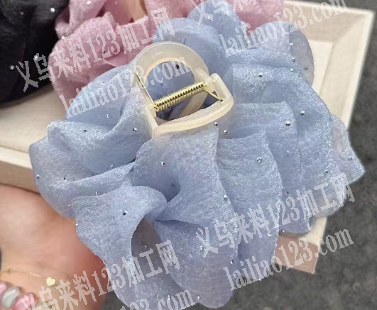 泡泡发夹订单外发，如图，有专业的工厂吗？