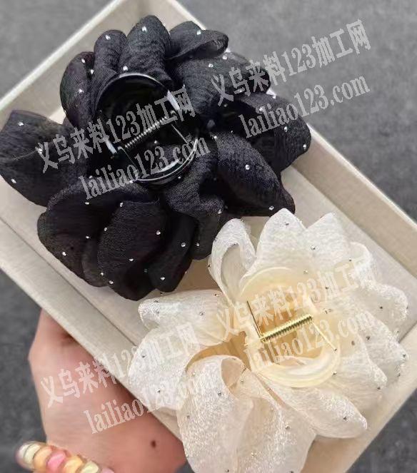 大量布艺泡泡袖抓夹订单，成品订单，如图，