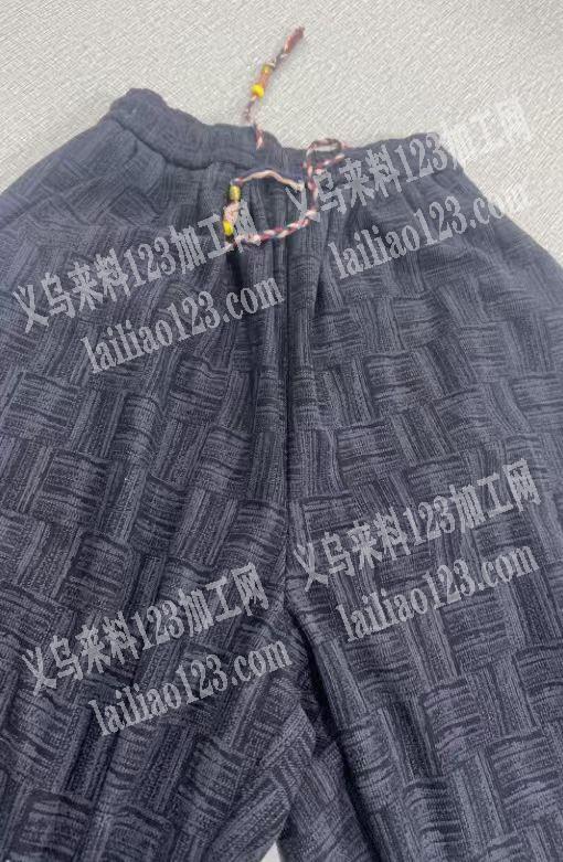 松紧带裤子外发加工，寻找专业做裤子的加工