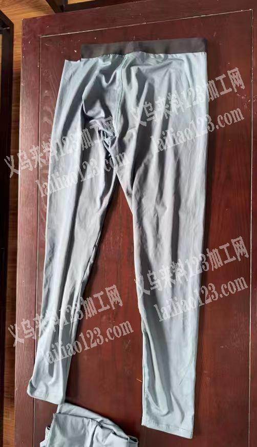 老板委托寻找：内衣套装服装外发加工，如图