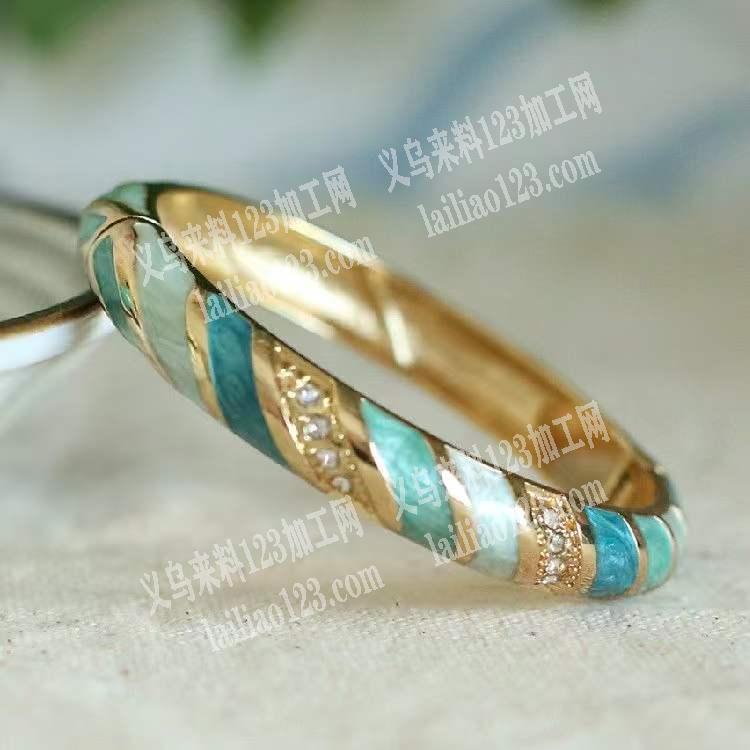 公司有滴油的手镯成品订单，寻找压铸出来的