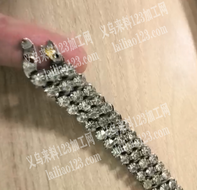 【看视频】大量如图饰品订单外发，能做的联