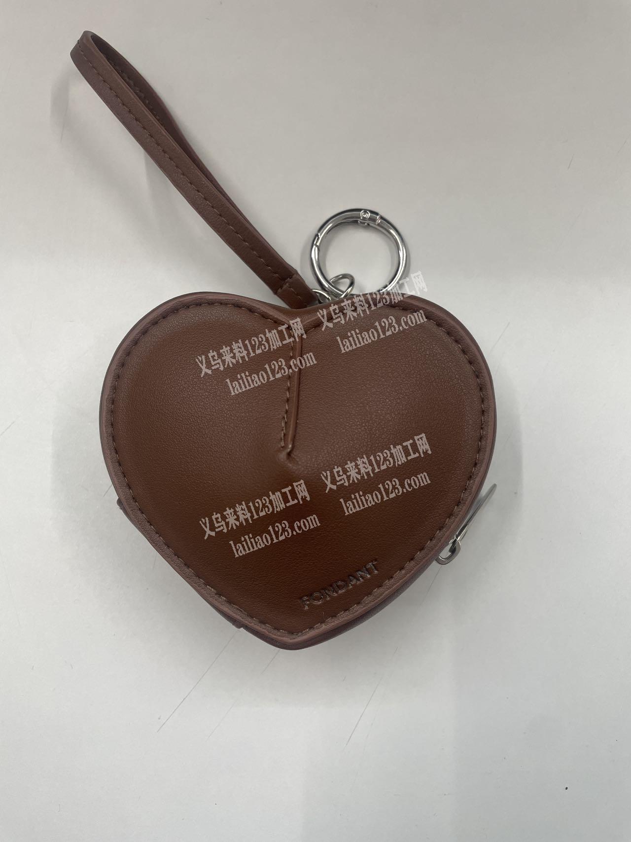 寻找专业做这个小包挂包的工厂，寻找哪家箱