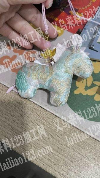 公仔挂件外发要求：要有做公仔玩偶的经验做