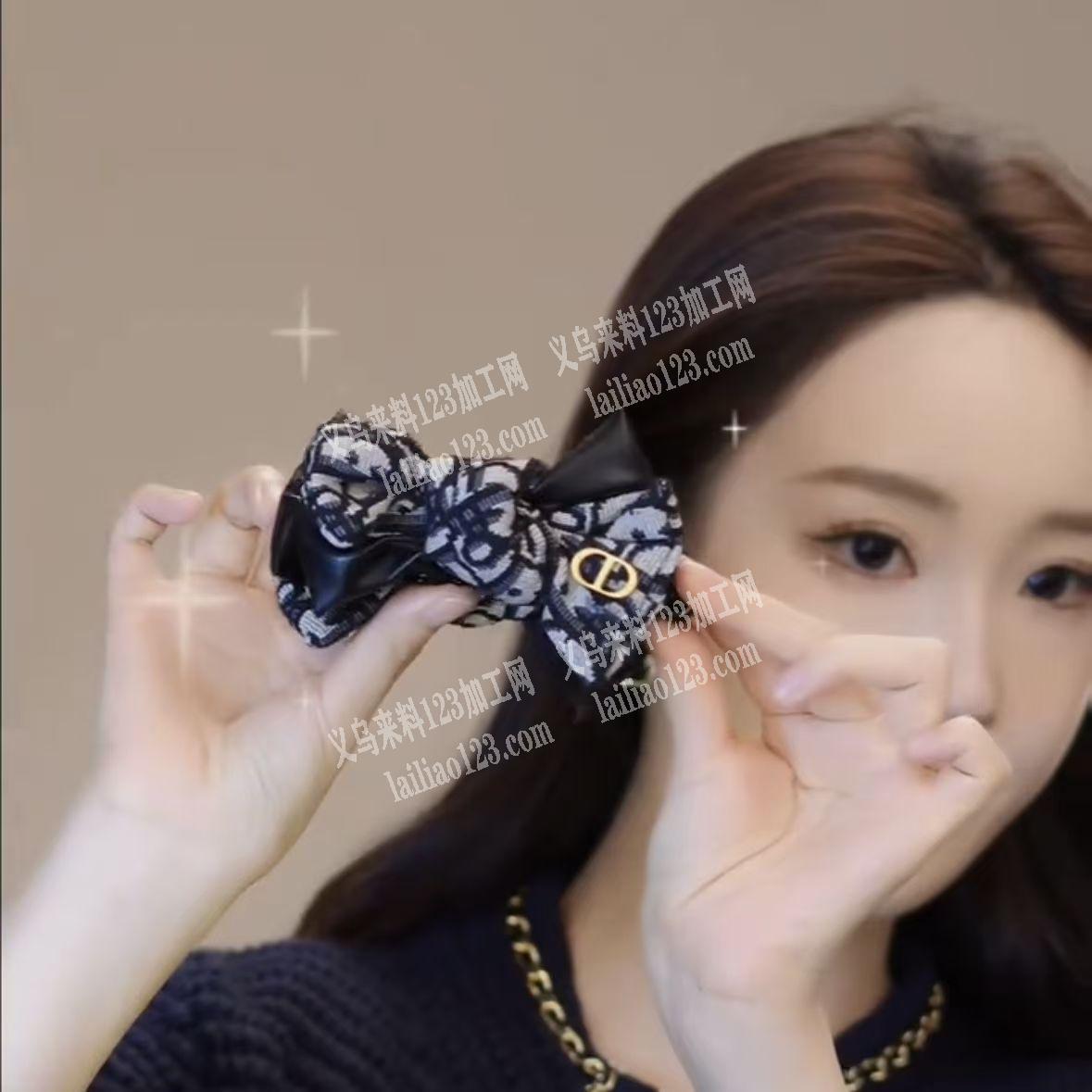 采购如图，布艺蝴蝶结发饰，采购现货。有货