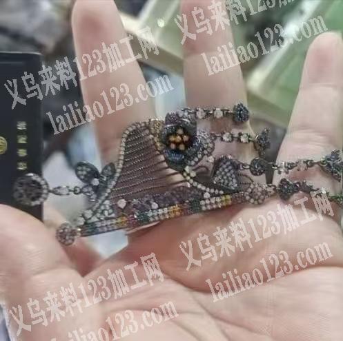 哪家专业做这种铜饰品的？有的联系我，详谈