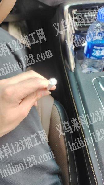 谁家卖这种塑料棍子？细的，大概四个毫米到