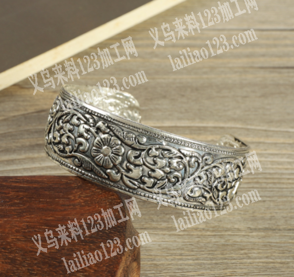 找工厂现货，要义乌本地的找现货，联系详谈